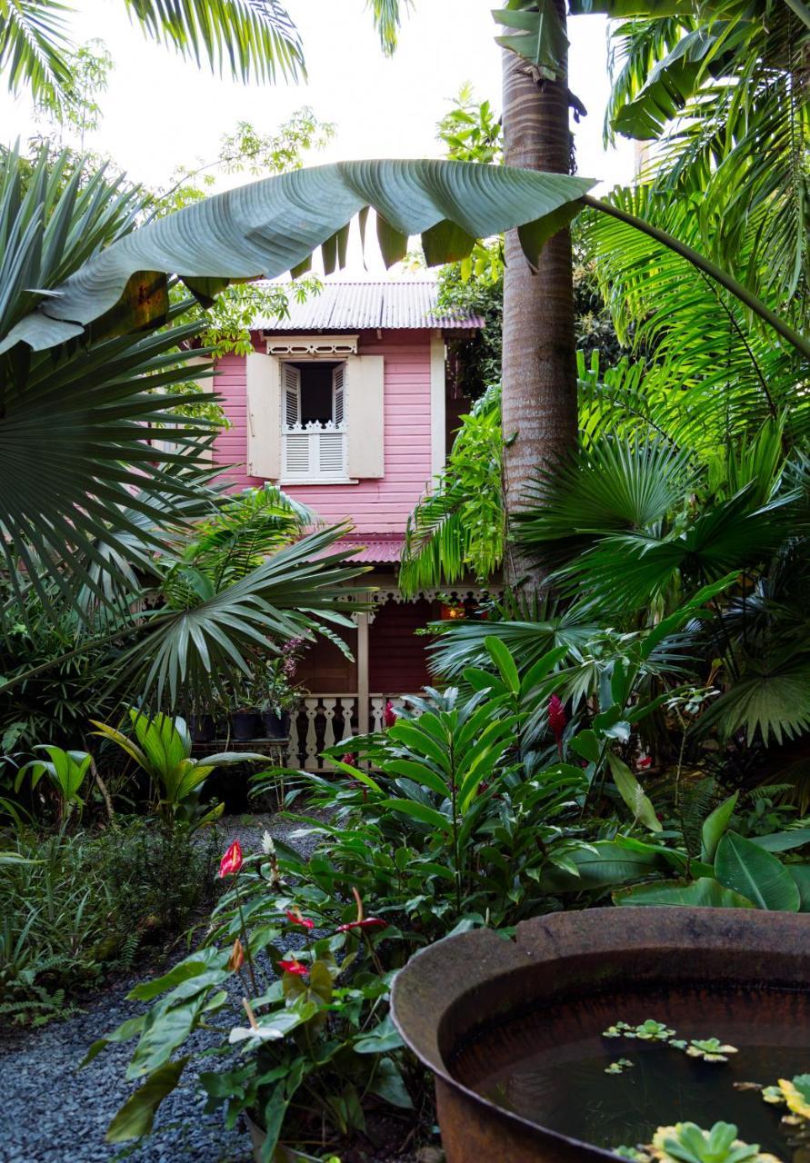 Отель Pink Plantation House Кастри Экстерьер фото